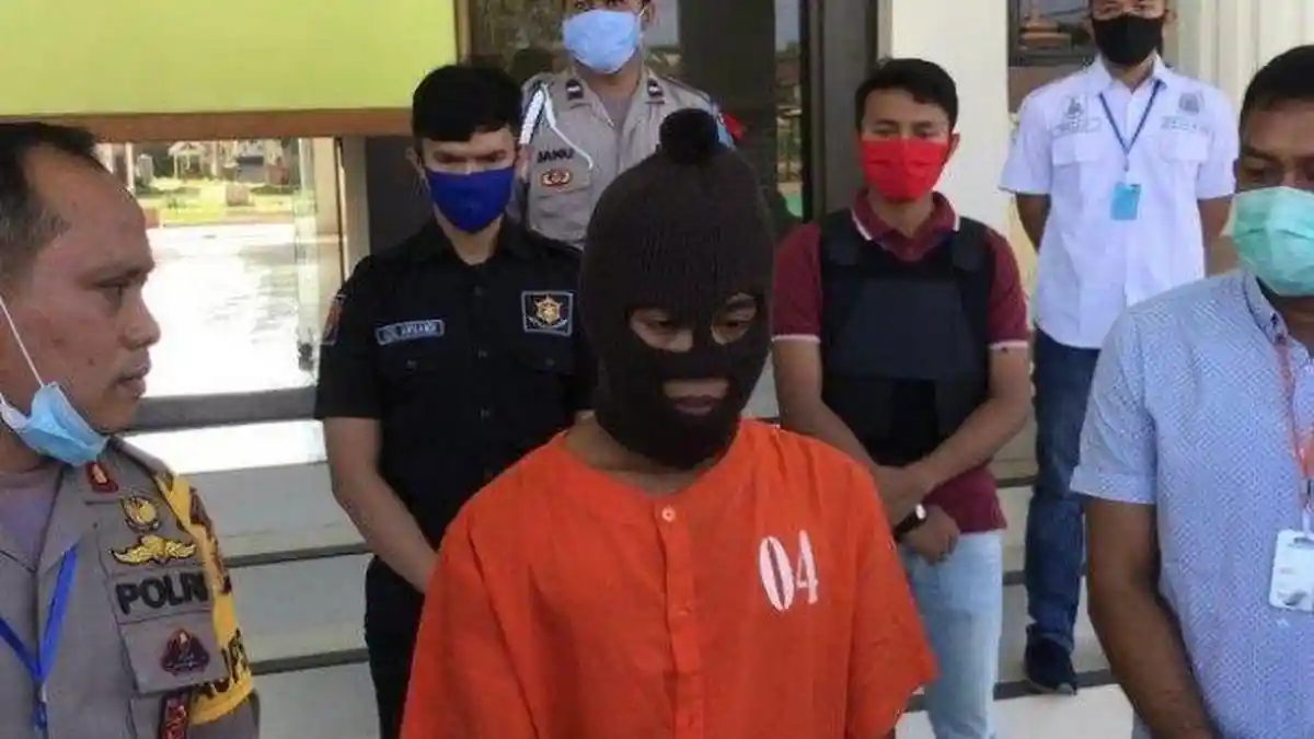 POLISI Ungkap Fakta Terbaru Siswi SMP Dibunuh dan Ditemukan Tinggal Kerangka, Pelaku Sopir Angkot