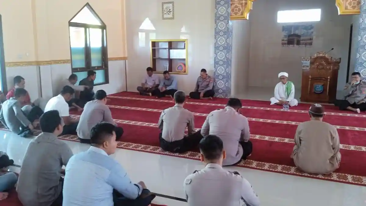 Polres Tapteng Laksanakan Pembinaan Rohani Kepada Personil