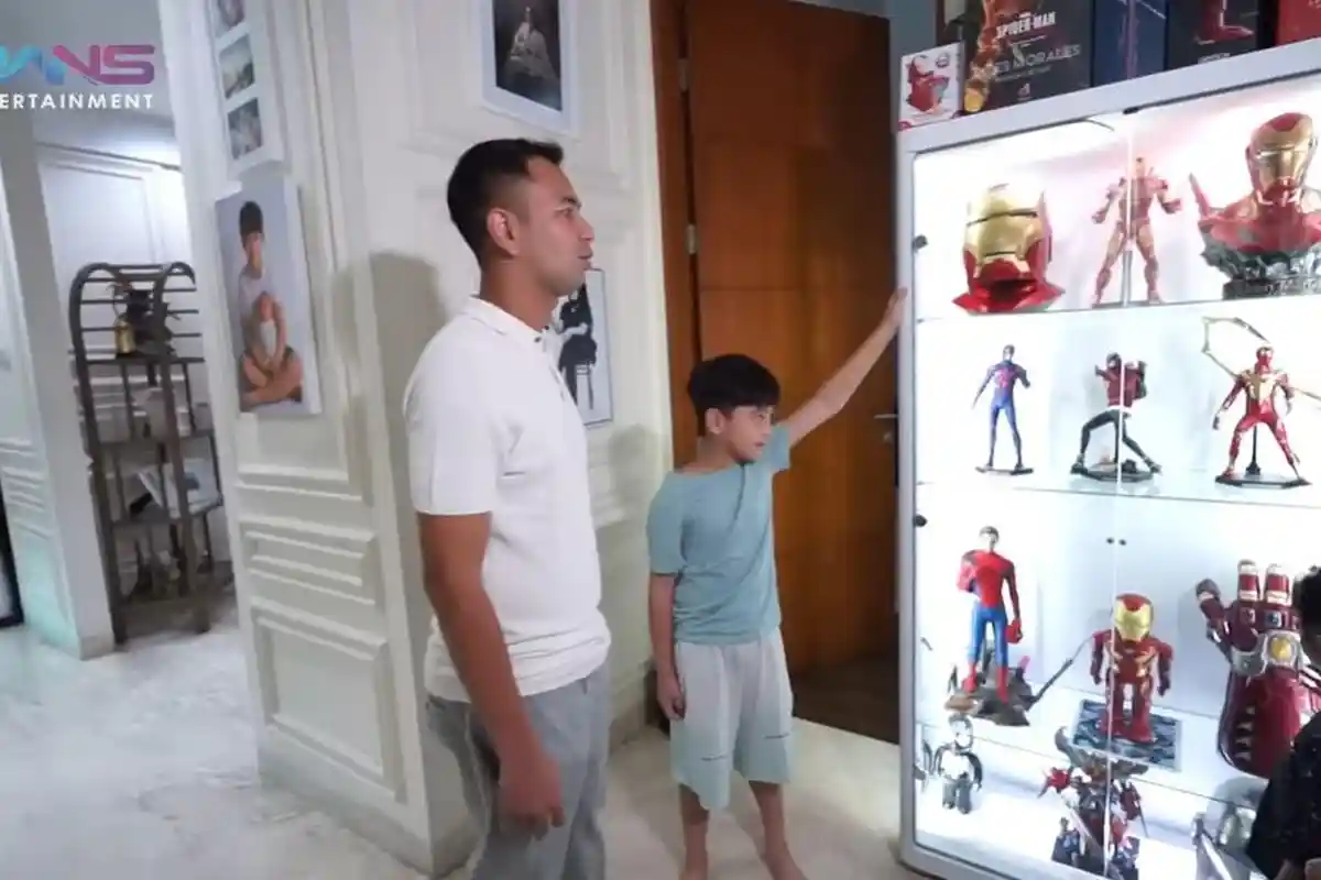 Raffi Ahmad Pusing Setelah Tahu Rafathar Habiskan Rp 78 Juta untuk Beli Mainan