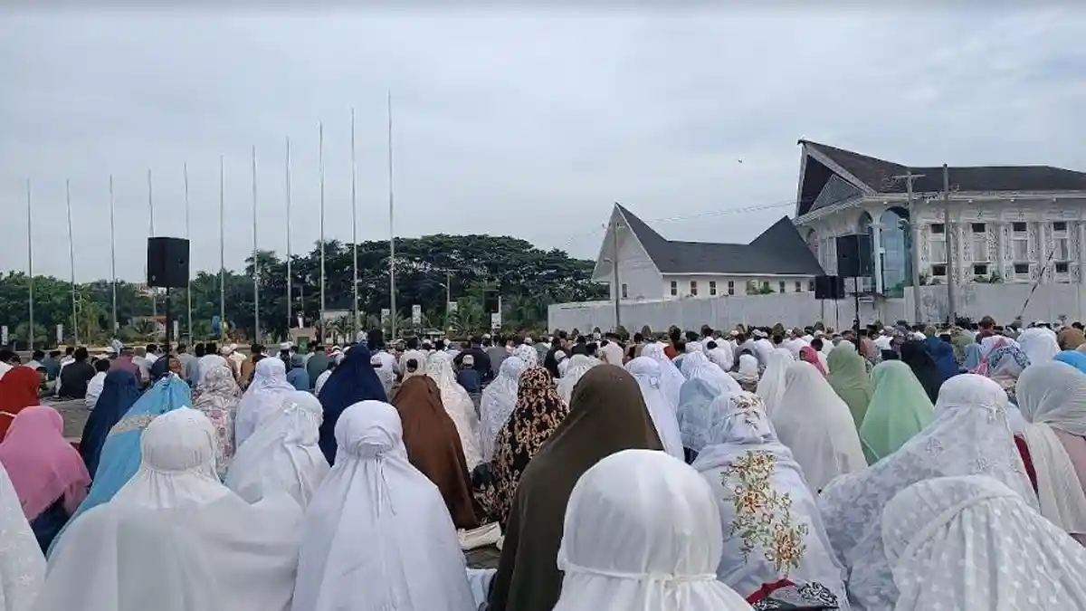 Ratusan Jemaah Muhammadiyah di Medan Ikuti Sholat Idul Adha 1444 H di Lapangan Astaka
