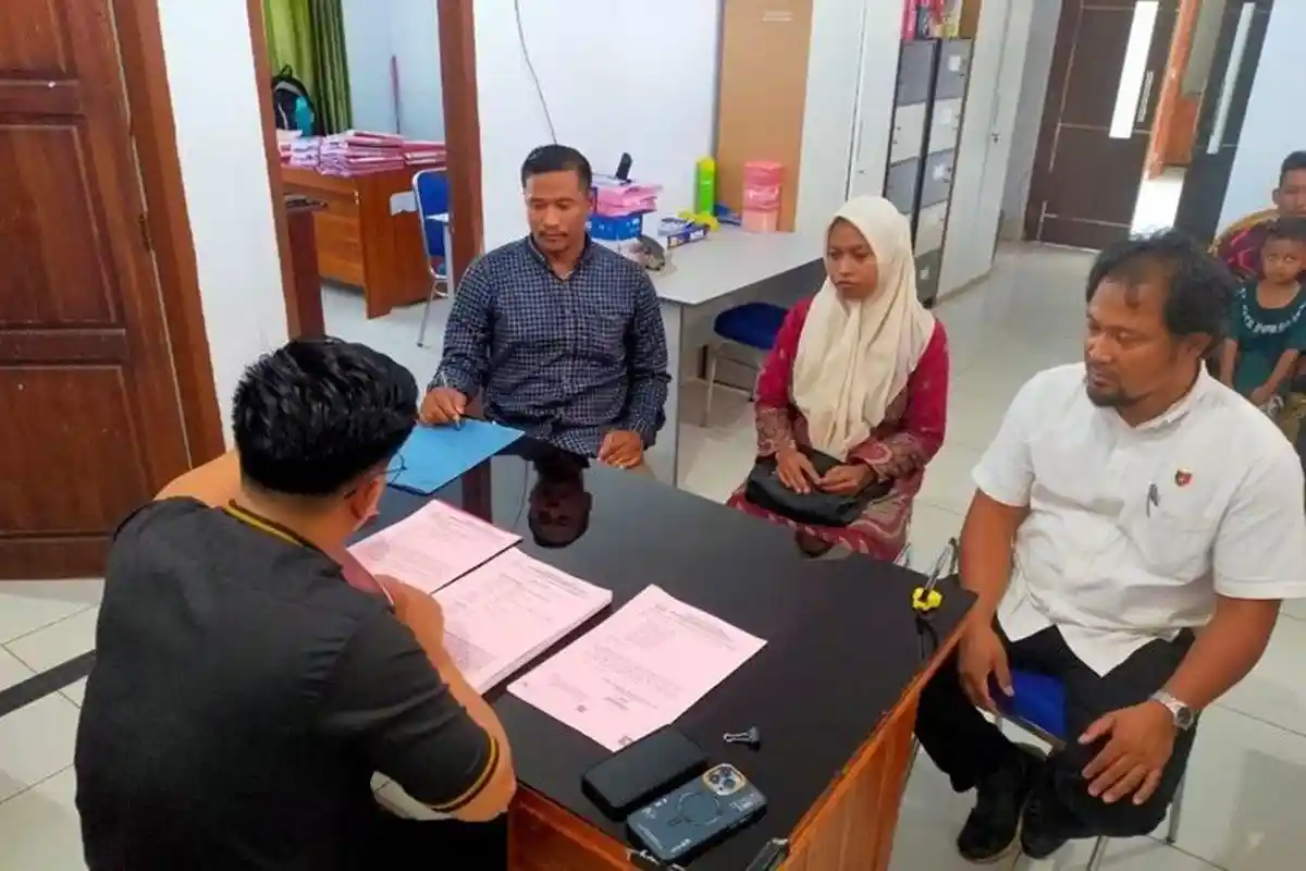 Sempat Ditahan Diduga Pukul Siswa Anak Polisi, Supriyani Guru SD di Konsel Kini Tolak Ajakan Damai