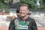 Josep-Gombau-pelatih-Persebaya-Surabaya-di-Liga-1-2023.jpg