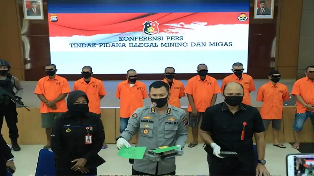 Polda Sumbar Sasar 'Tambang Emas Liar' di Dharmasraya, Tujuh Orang Berhasil Diamankan