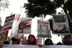 Gerakan Nasionalisasi Aset Berdemo Di Gedung BUMN
