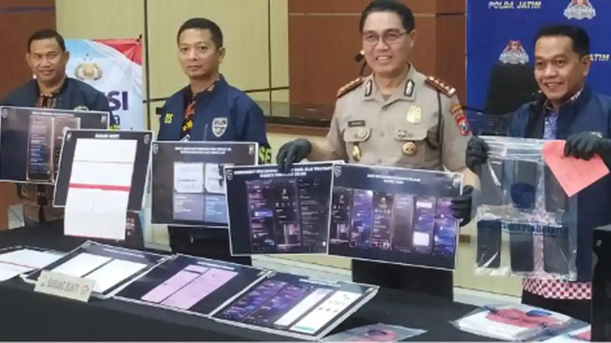 BREAKING NEWS Bermodal Data KTP Curian, Warga Sidoarjo Jual Akun WA dan Telegram