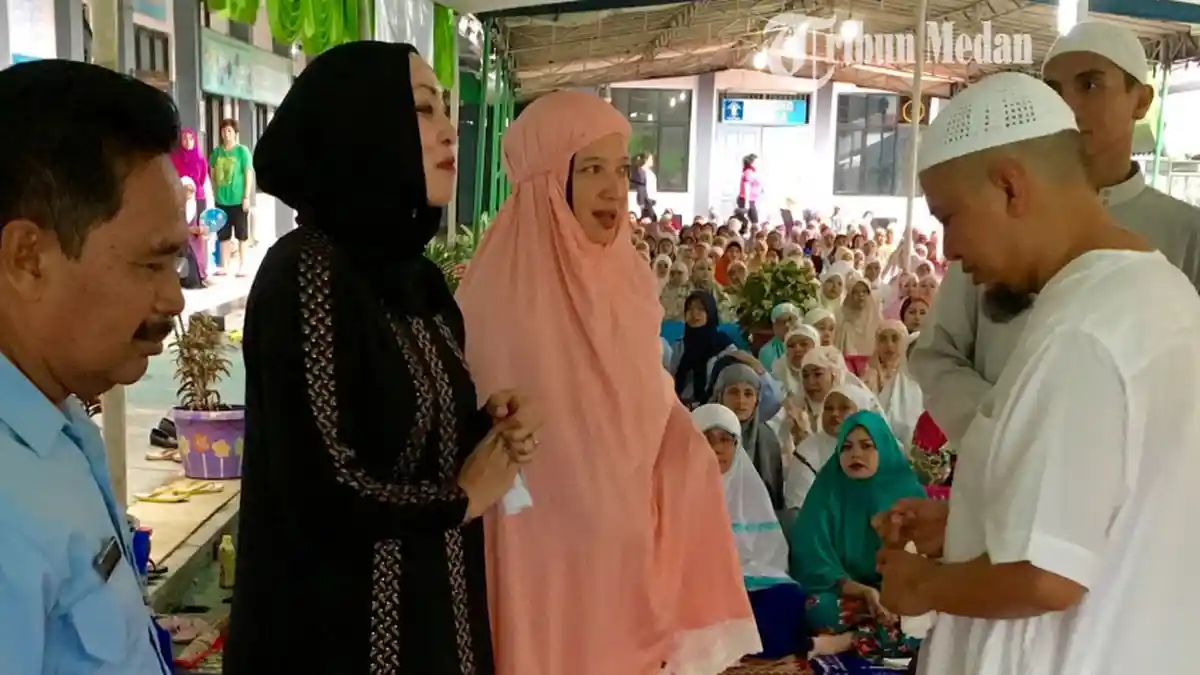 Putri Indonesia Rela Bersihkan WC dan Selokan, Demi Dengarkan Suara Anak dari Balik Penjara