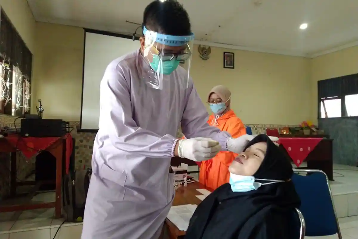 Kali Ini Puskesmas Ditarget 75 Sampel Tiap Hari, Dinkes Kendal: Biar Status PPKM Cepat ke Level 1