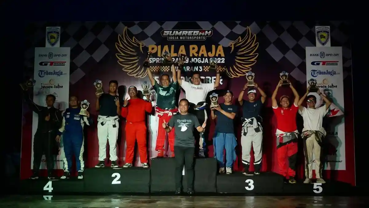 Pasangan Diono/Kevin Sandi Pranata Raih Podium Pertama Piala Raja Sprint Rally 2022
