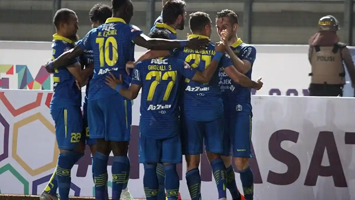 LINK LIVE STREAMING & Jadwal Liga 1 2019 Sore Ini Jumat (30/8), Persib Bandung Vs PSS Sleman