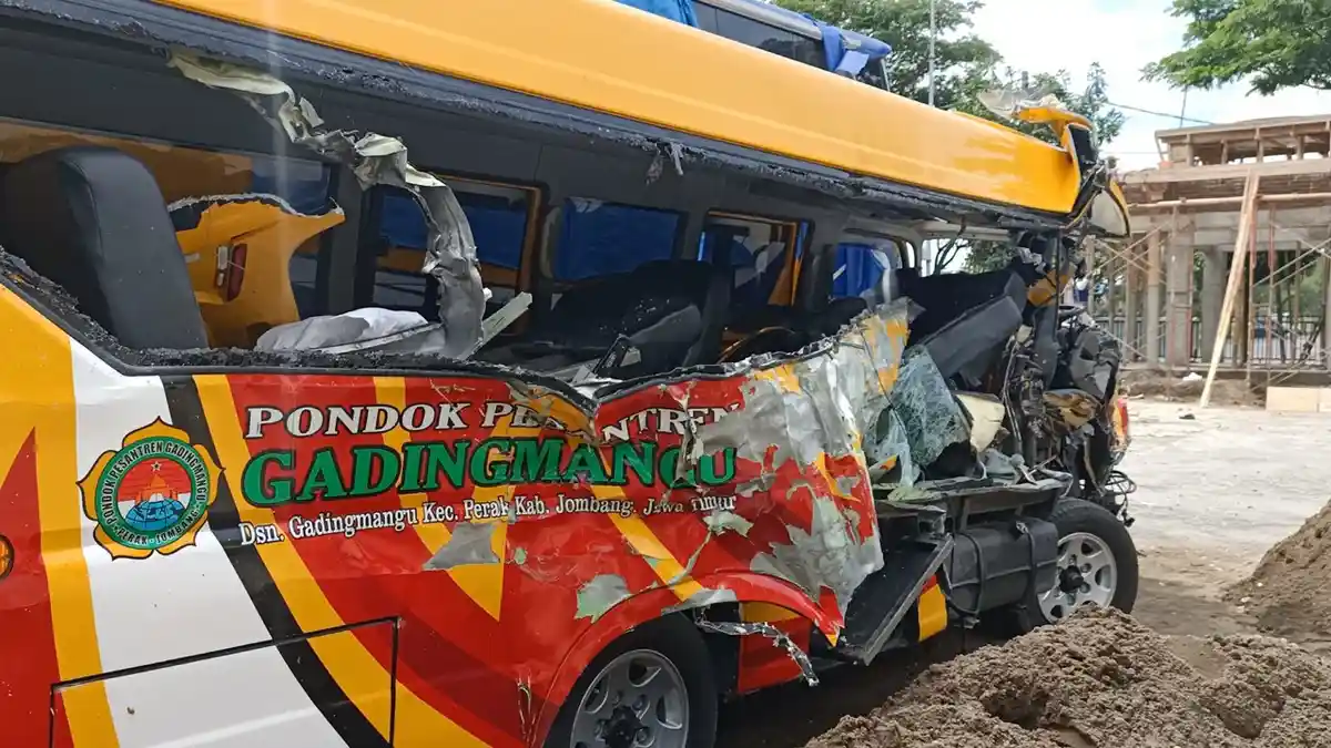 Polisi Tangkap Sopir Truk yang Terlibat Kecelakaan dengan Isuzu Elf Rombongan Ponpes Gadingmangu