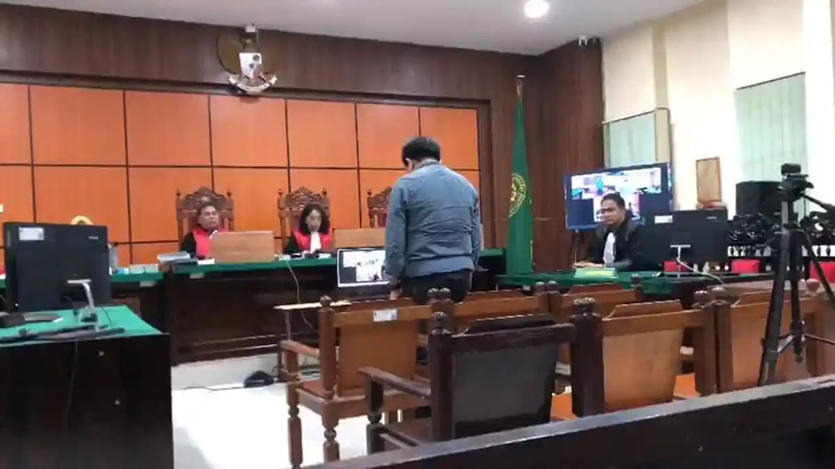 Vonis Mengejutkan Hidayat Nawawi Cs di Kasus Dugaan Korupsi Hibah Gereja GKE Petra Sintang - Tribunpontianak.co.id