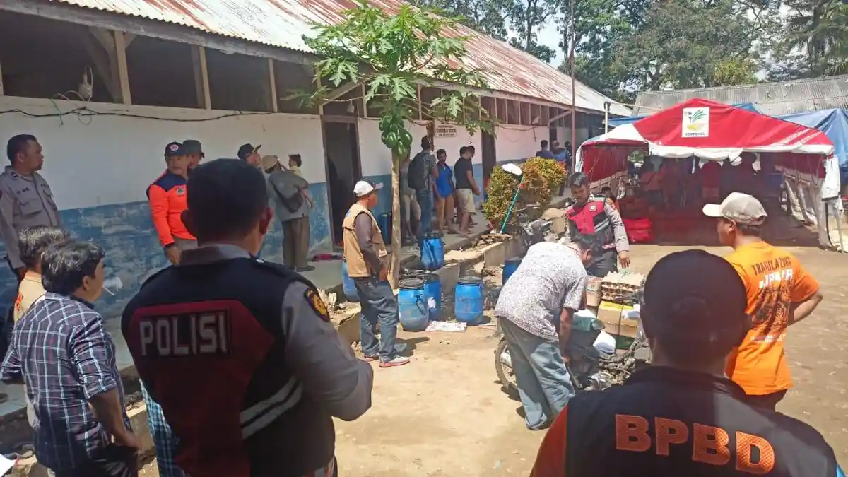 Sebulan Tinggal di Pengungsian, Warga Korban Longsor di Kecamatan Juhar Akhirnya Dipulangkan