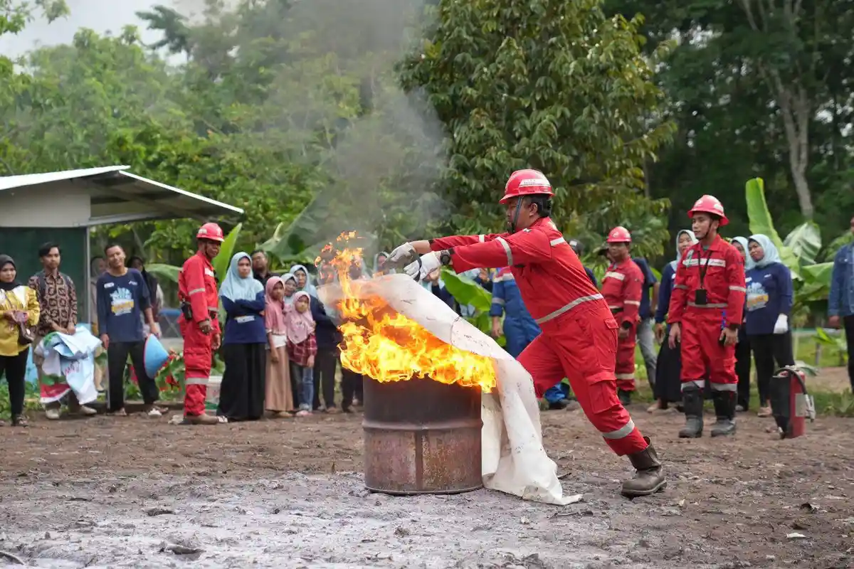 15 UMKM Ikuti Pelatihan Pemadaman Api dari Kilang Pertamina Plaju