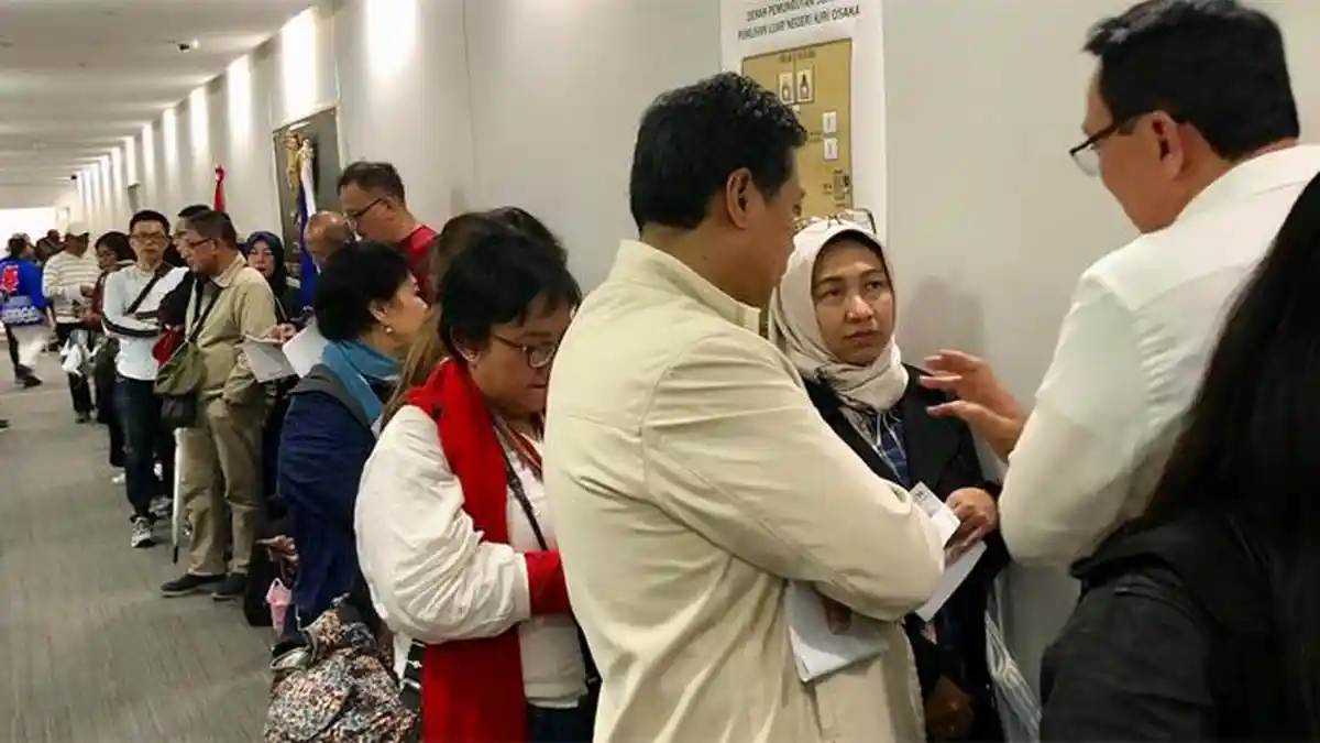 Ahok Jelaskan Kenapa Marah pada Saksi 02 di TPS Osaka Jepang