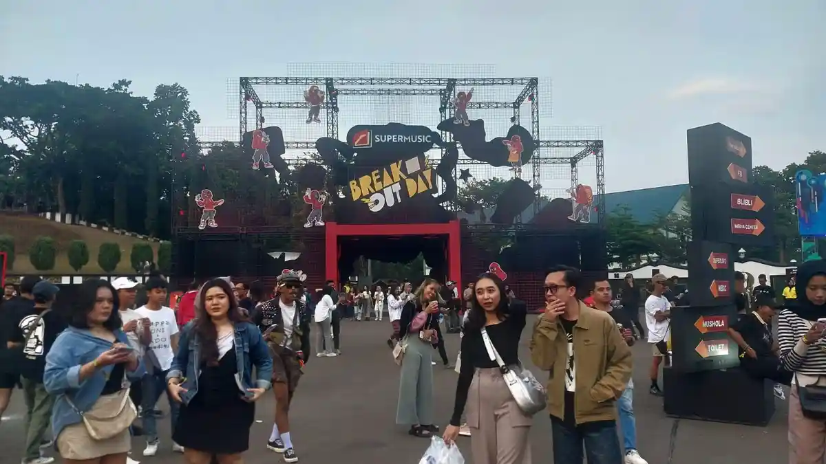 Pecah, Supermusic Break Out Day Sukses Hibur Penonton di Bandung