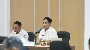 Rapat-bersama-Gubernur-sdk.jpg