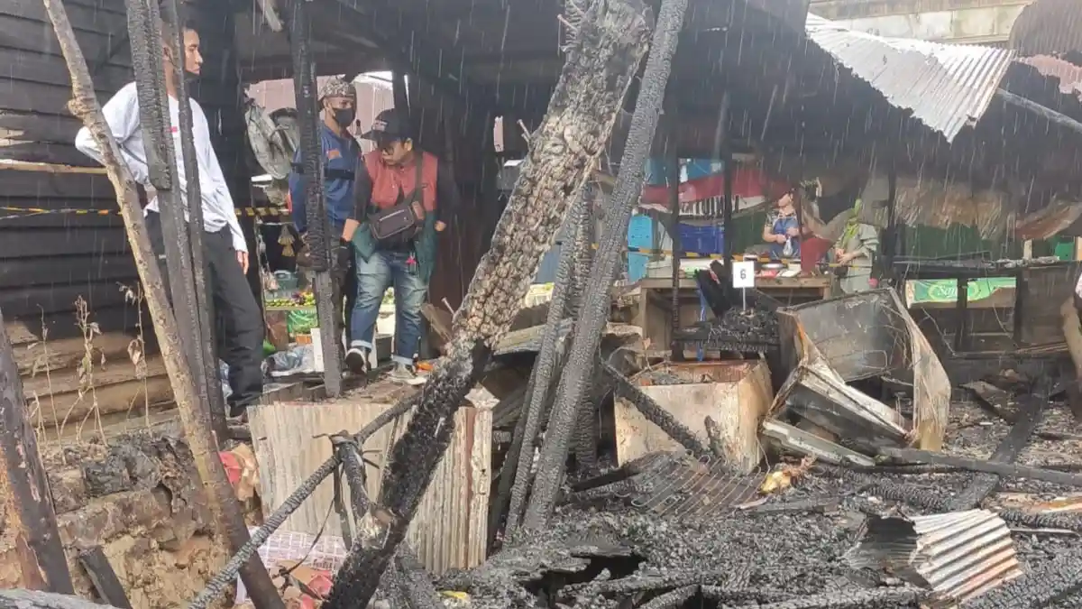 POPULER SAMARINDA: Fakta Kebakaran Pasar Harapan Baru | Gedung Plaza 21 Dibenahi