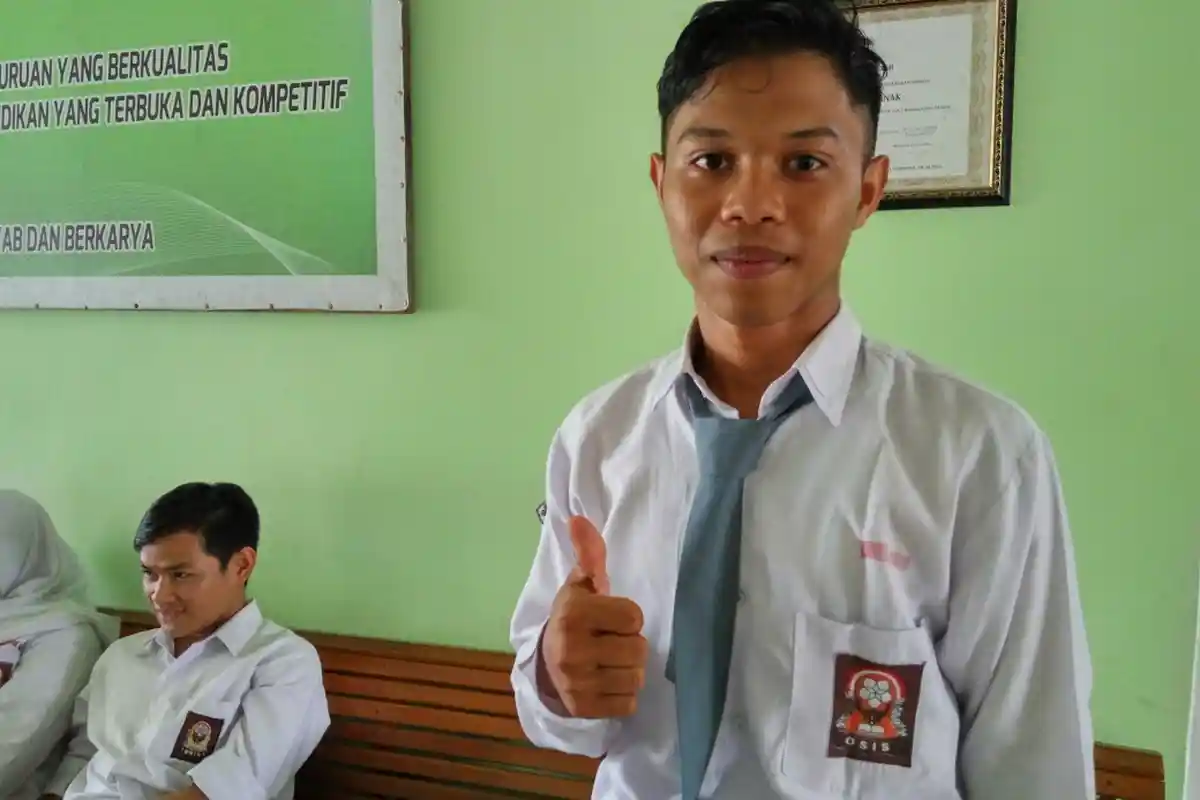 TeFa SMKN 7 Pontianak, Ajarkan Jodi Jadi Mekanik Handal