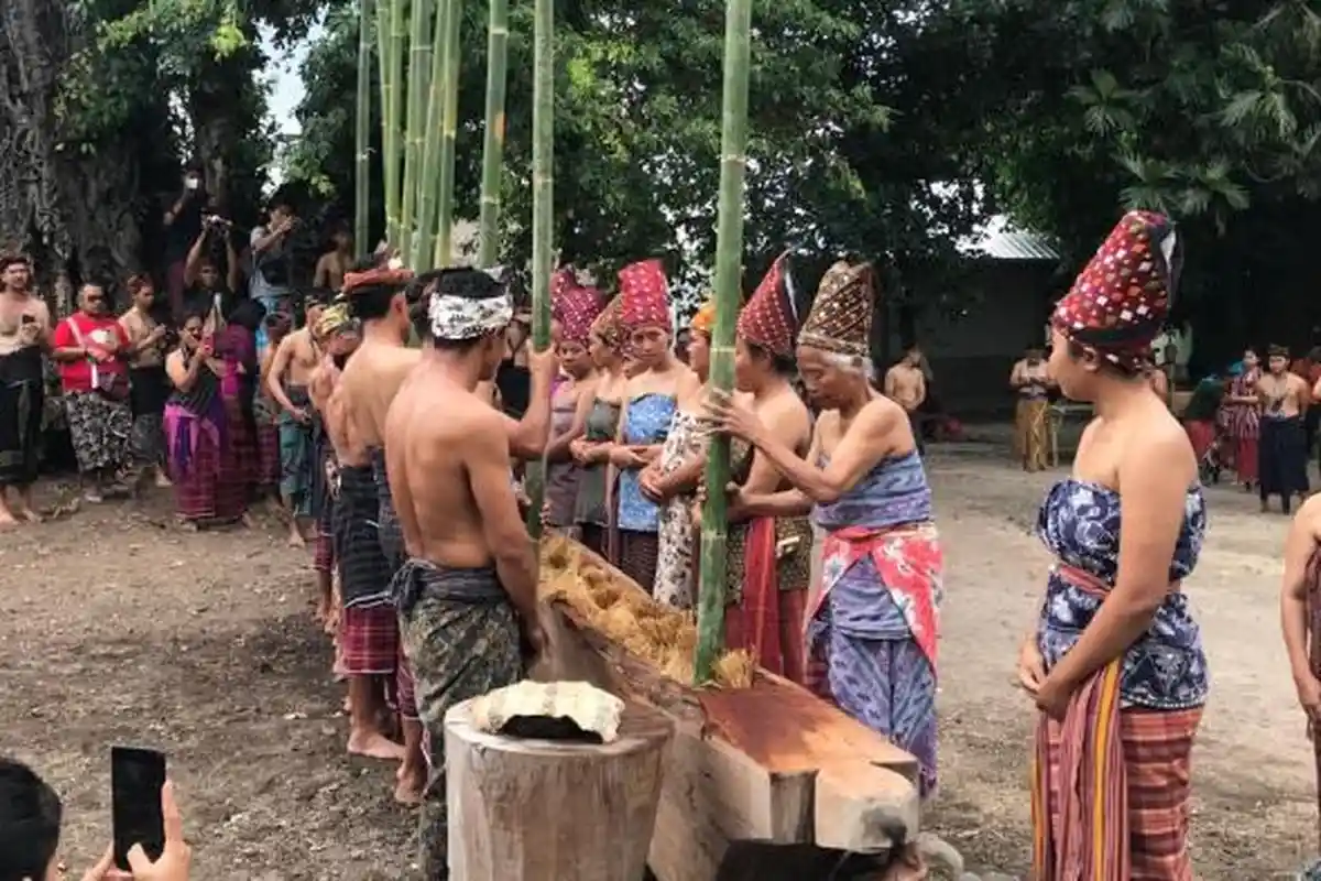 4 Desa Adat di Lombok yang Otentik dan Kaya Tradisi yang Bisa Kamu Kunjungi