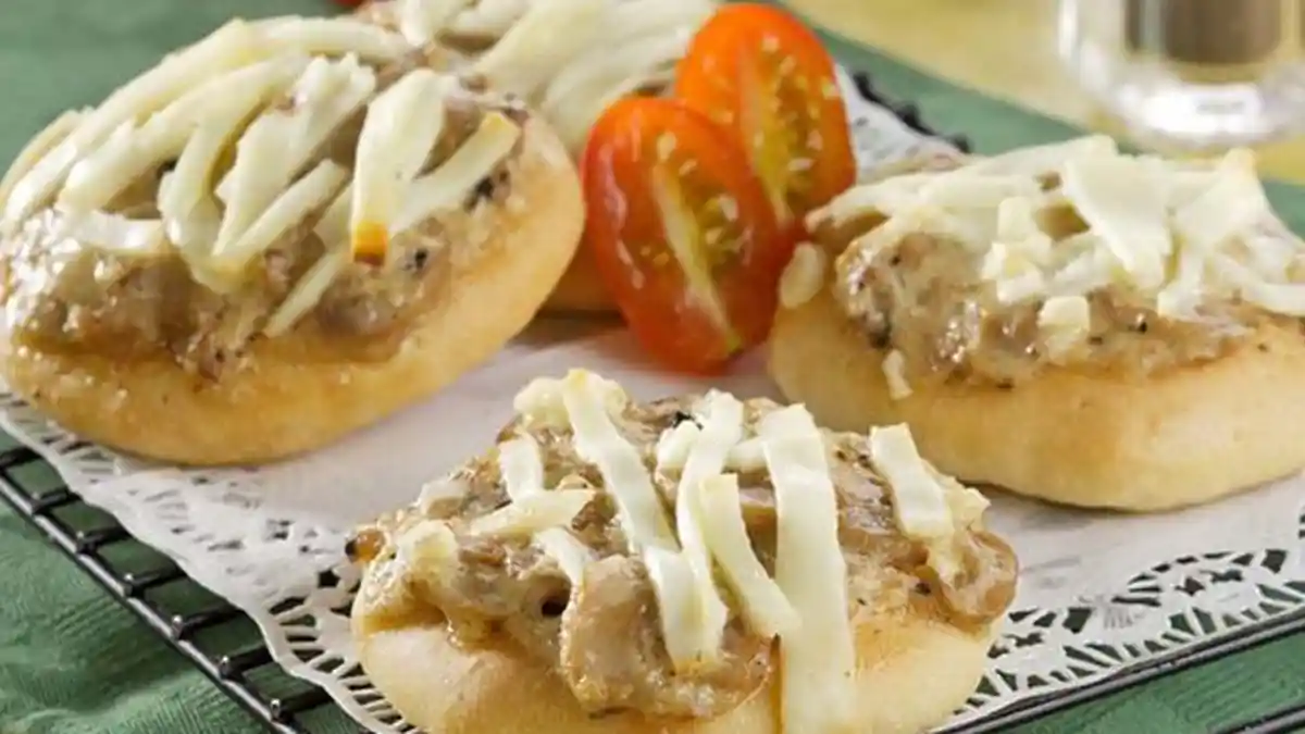 Resep Masakan Pizza Mini Jamur Lada Hitam dan Cara Buat Pizza Mini Jamur Lada Hitam