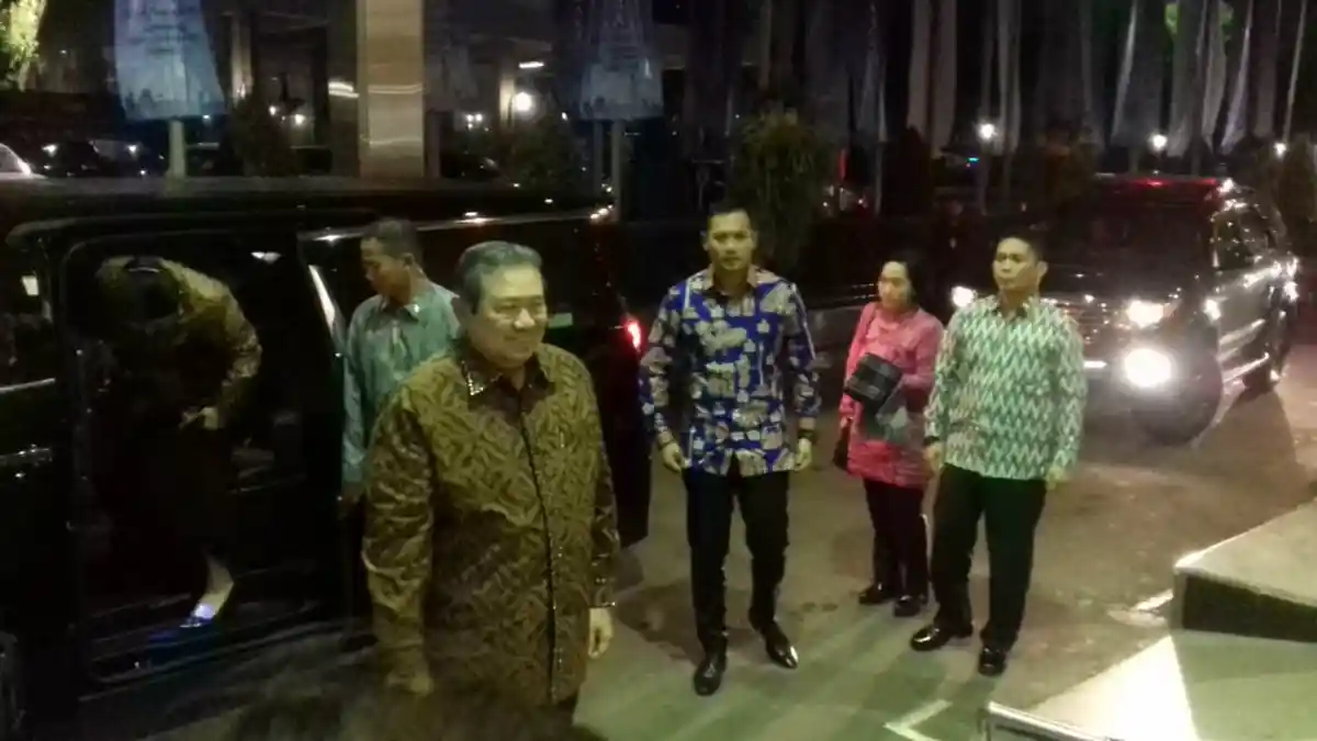 SBY dan Keluarga Hadiri Perayaan Natal Nusantara Partai Demokrat di JCC