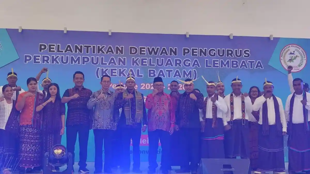 Kukuhkan Pengurus KEKAL, Wali Kota Amsakar Ajak Warga Lembata Ikut Majukan Batam
