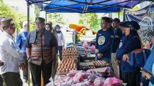 Gerakan-Pangan-Murah-atau-pasar-murah-Pemprov-Sulbar-pertama-kali-menyasar-wilayah-pelosok.jpg