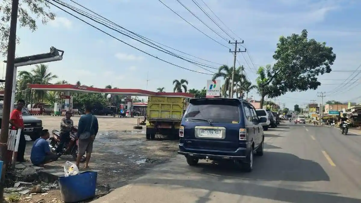 Warga Martapura Resah, BBM Jenis Pertalite Langkah Disejumlah SPBU di OKU Timur