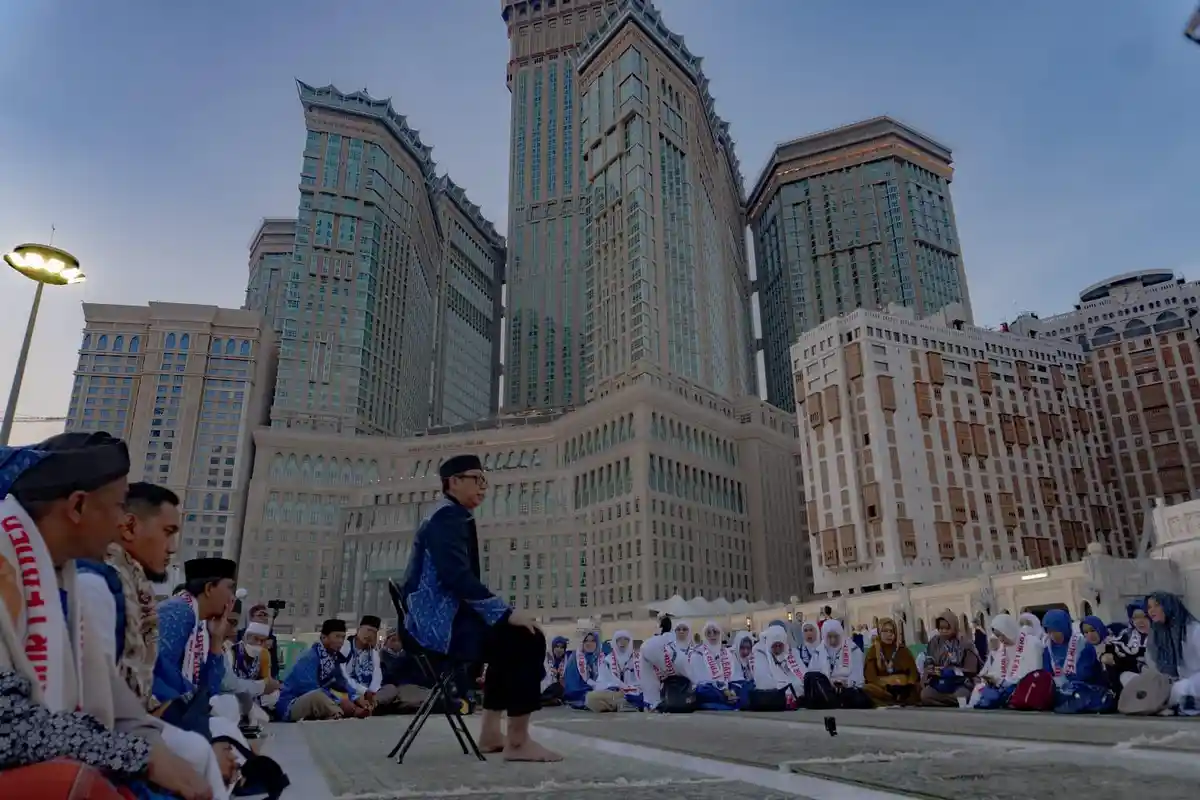 Rayakan Ulang Tahun ke-33, Arminareka Perdana Gelar Gerakan Umroh Akbar