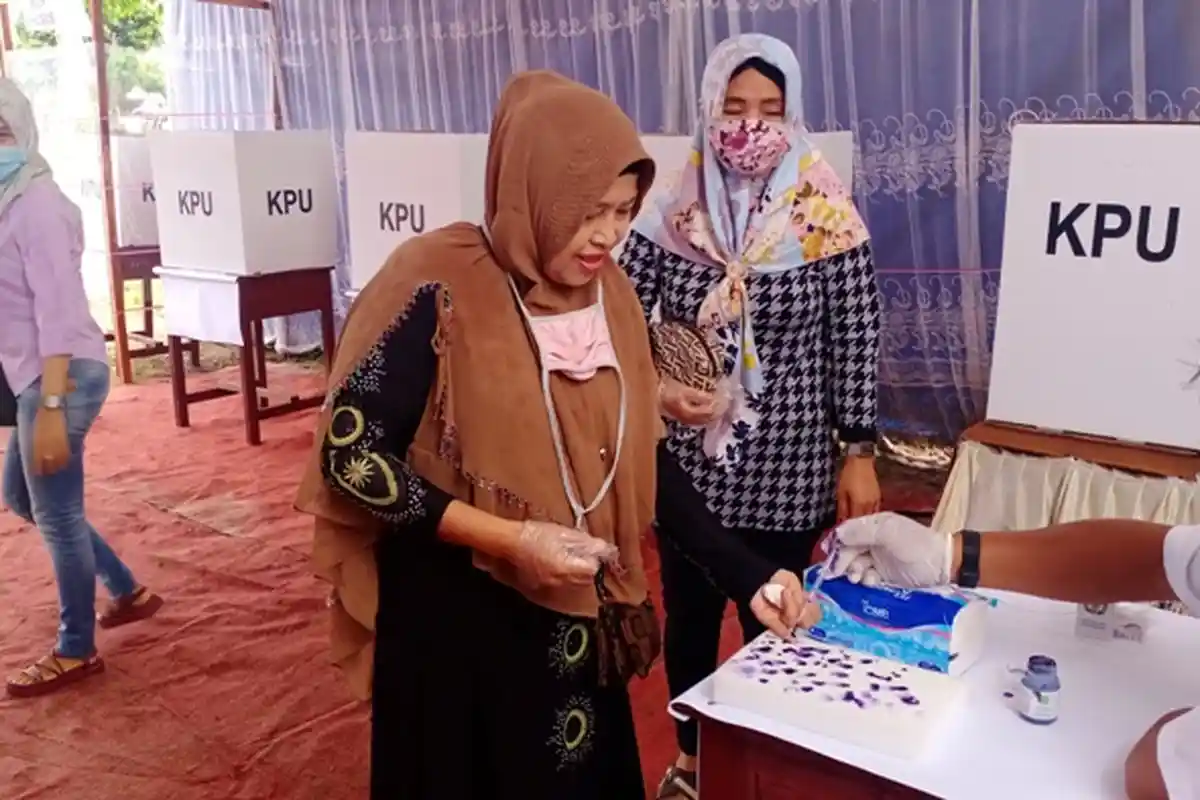 100 Persen Menang di Kampung, Paslon Popo Ali-Sholeihen Hampir Dipastikan Menang Pilkada 2020 OKUS