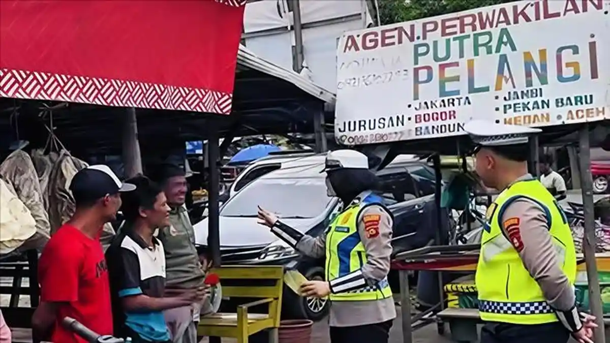 Satlantas Polres OKI Warning Sopir Bus Antar Provinsi, Ingatkan Jangan Ugal- ugalan