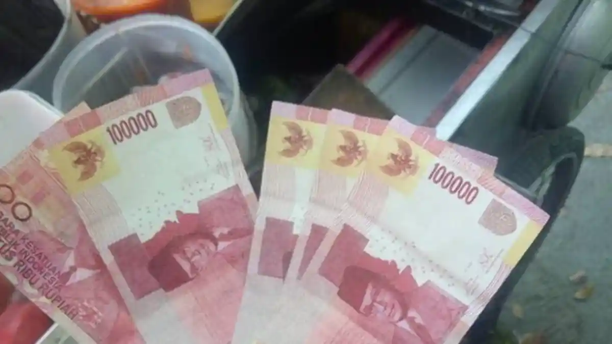 Saking Berkualitas Uang Palsu Ini, Mesin ATM Tidak Bisa Mendeteksi