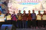 Foto-bersama-pada-Lovina-Festival-2026-yang-berlangsung-selama-lima-har.jpg