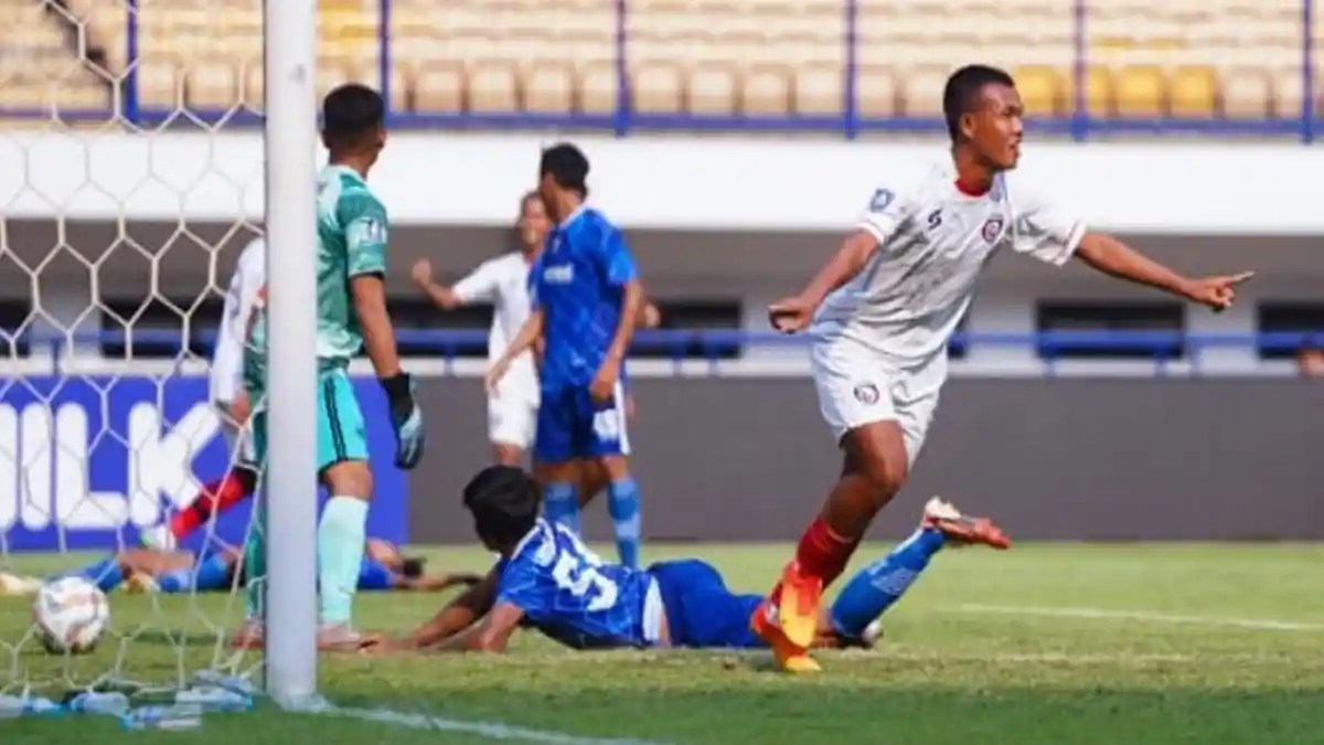 Pemain Arema FC dan Hugo Samir Pukul Pemain Lawan, Komdis PSSI Ungkap Banyak Kasus Pemukulan di EPA