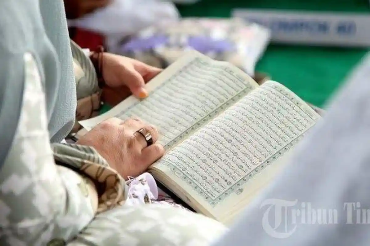 Surat Ad Dhuha Ayat 1-11 Lengkap Arab, Latin, dan Artinya