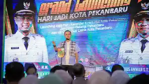 Agung-Nugroho-meluncurkan-logo-HUT-ke-242-Pekanbaru.jpg