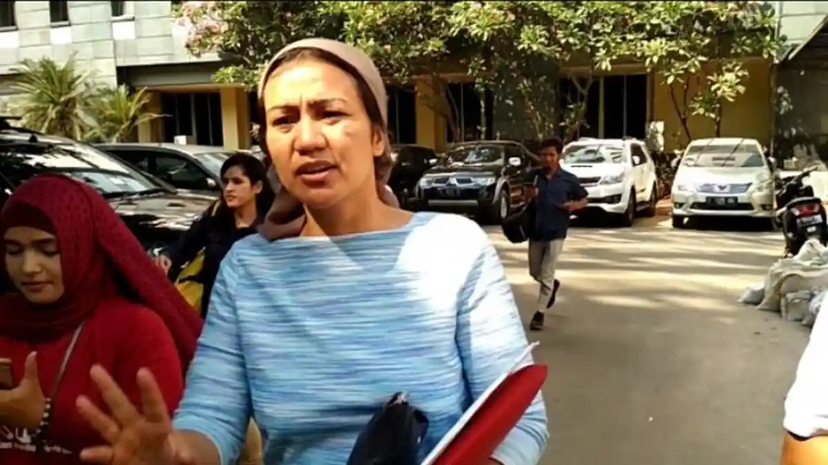 Anak Ratna Sarumpaet Tak Berkomentar Usai Jenguk Sang Ibu di Polda Metro Jaya