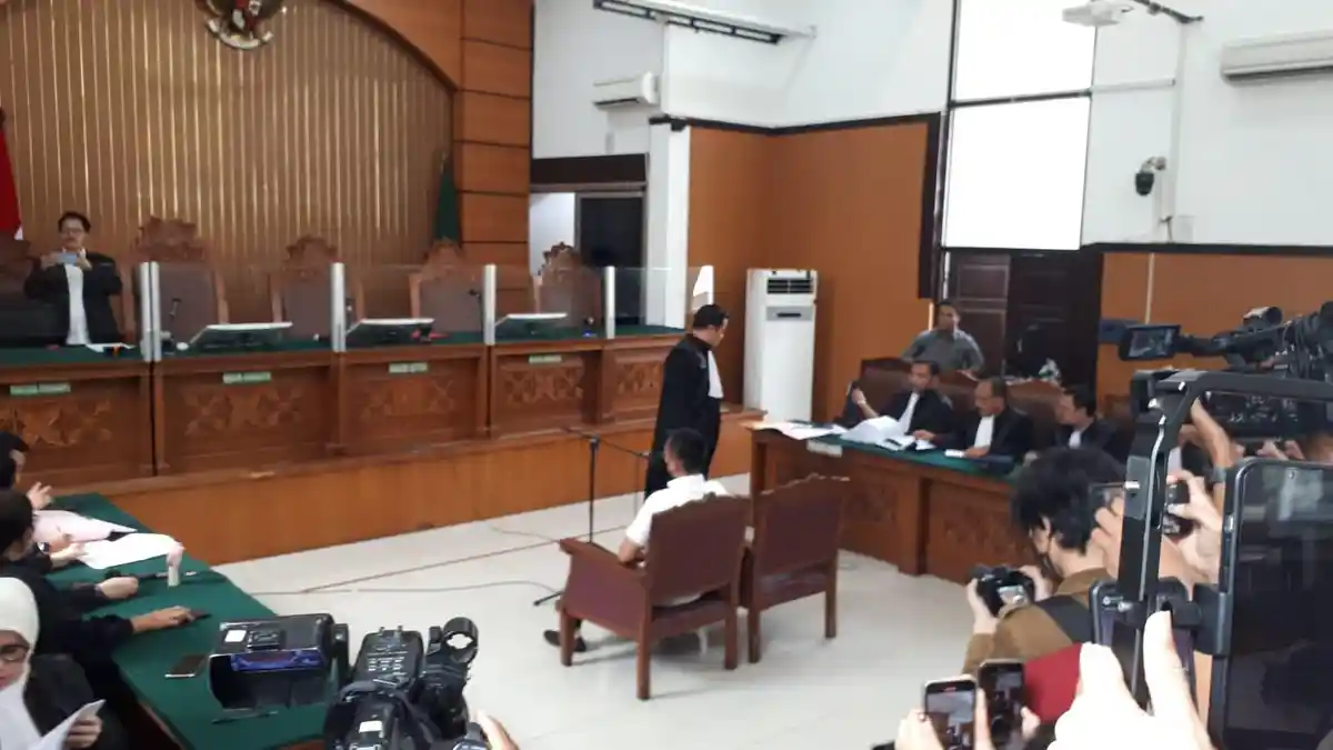 Mario Dandy Tertekan di Sidang Perdana, Dihantui Nasib Rafael Alun yang Ikut di Penjara