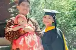 Wajah Putri Kaesang dan Erina Akhirnya Terungkap, Bebingah Muncul di Foto Wisuda Amerika