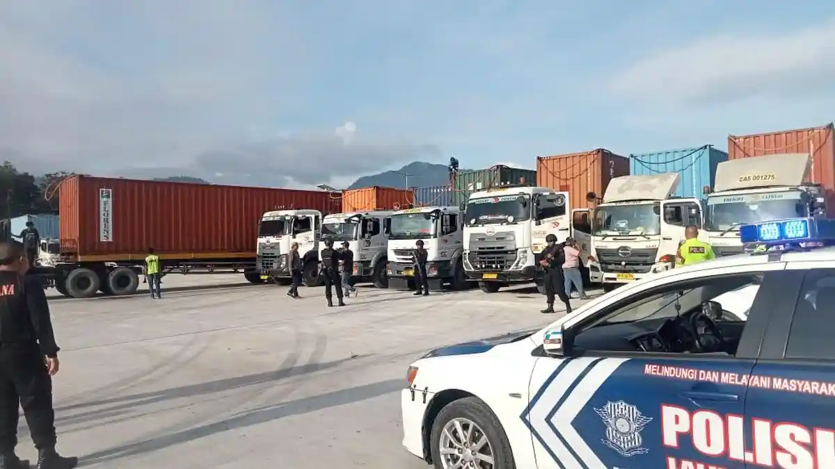 10 Kontainer Logistik Event Aquabike Jetski Tiba di Kabupaten Toba, Dibawa dari Pelabuhan Belawan