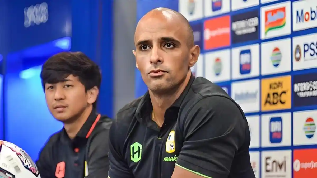 Profil Vitor Tinico, Pelatih Baru Barito Putera Asal Brasil Pengganti Rahmad Darmawan