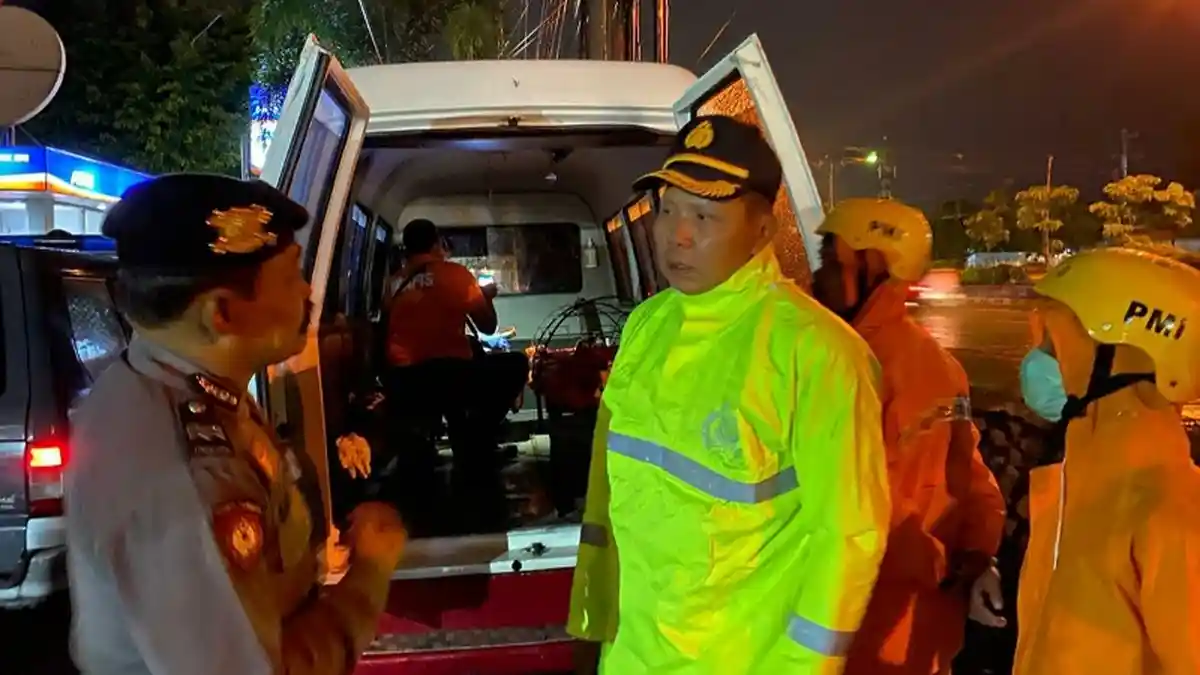 Seorang Pria Tewas di Depan PN Semarang, Polisi Cari Tahu Penyebabnya