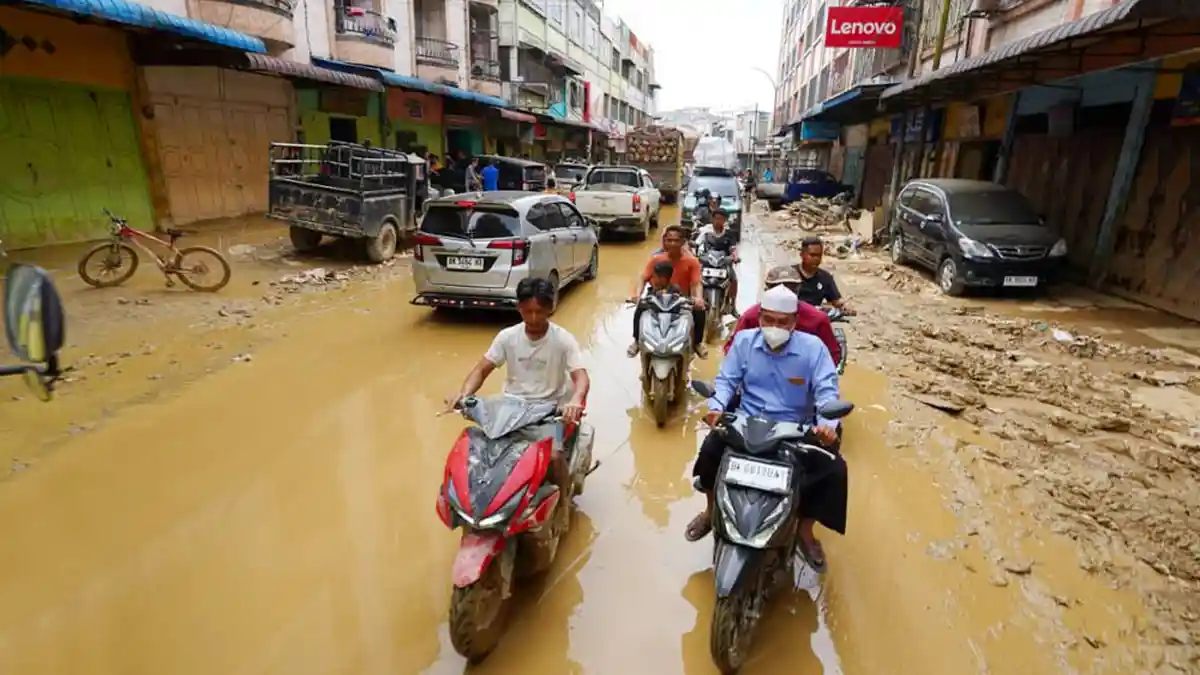 BMKG: Cuaca Ekstrem Masih Mengancam, Warga Sumatera Diminta Waspada Risiko Listrik