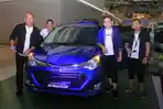 launching-daihatsu-sigra-di-manado_20160812_234047.jpg