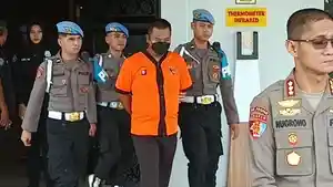 Seorang-oknum-polisi-dari-Polresta-Palangka-Raya.jpg