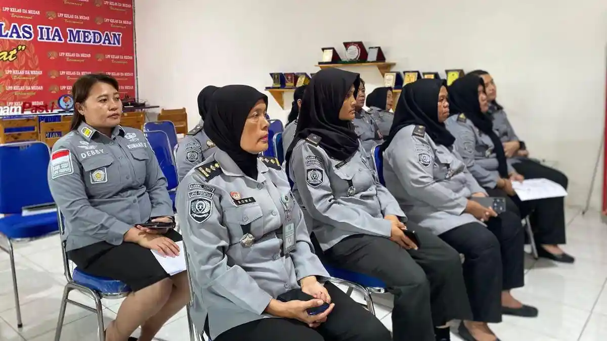 Evaluasi Kinerja Pegawai, Kalapas Perempuan Medan Adakan Rapat dengan Pejabat Struktural