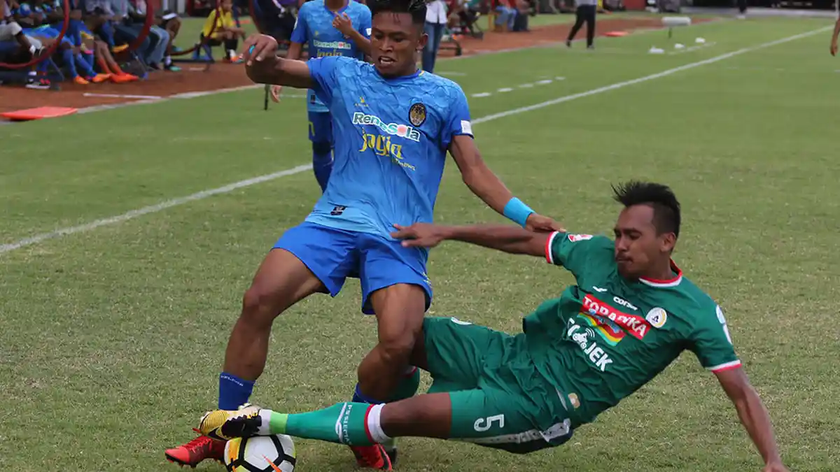 Foto-foto Laga PSS Sleman Melawan PSIM Yogyakarta - pss-sleman-vs-psim-yogyakarta_20181011_120728.jpg