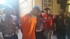 MVH-22-pelaku-pencurian-spesialis-warung-digiring-ke-Mapolsek-Sukmajaya.jpg