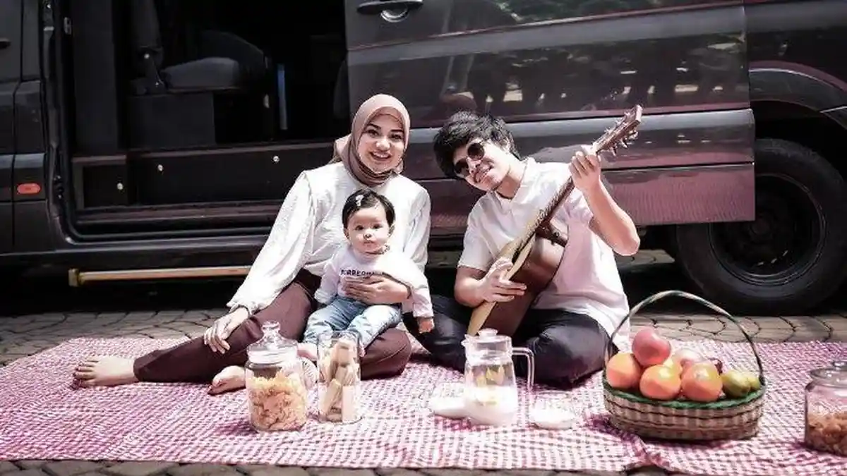 Aurel Hermansyah Sedih Ameena Sakit Flu dan Batuk: Mending Mamanya Aja yang Sakit