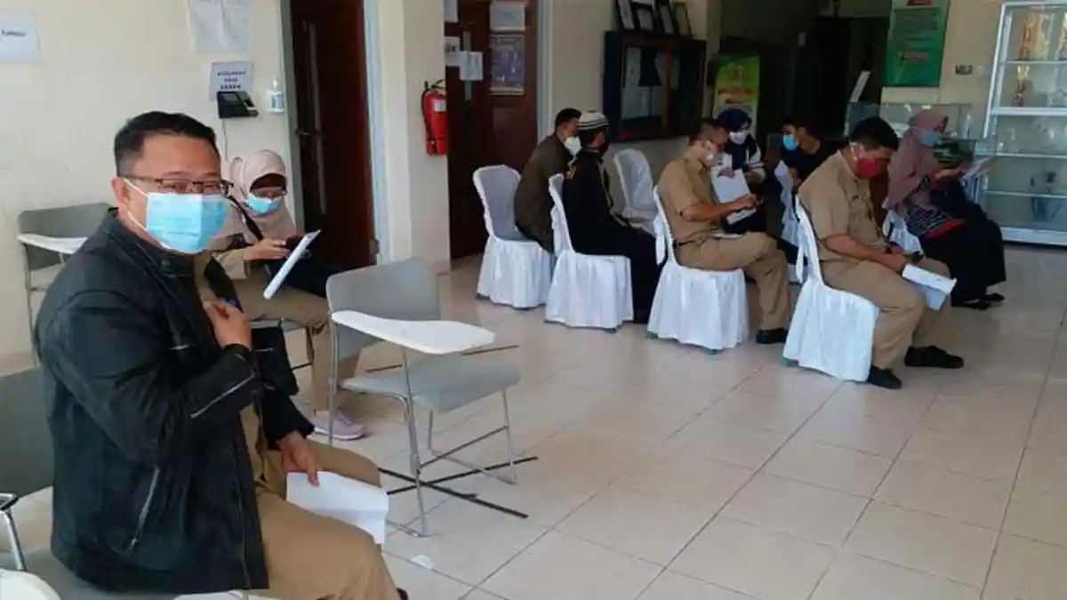 Puluhan Pegawai Disperindag Bangka Belitung Disuntik Vaksin Covid-19